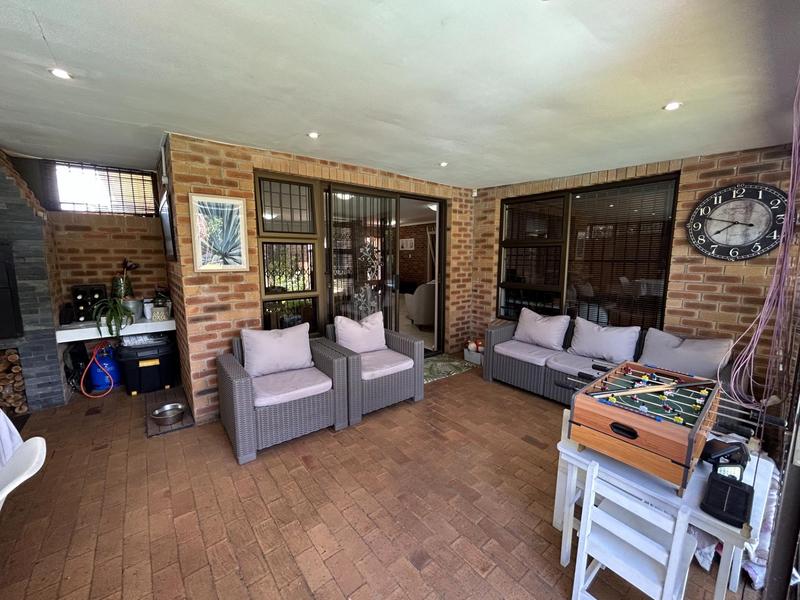 To Let 4 Bedroom Property for Rent in D